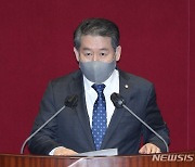정보위원장 선출된 김경협 의원