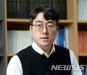 창원대 조영태 교수, '올해를 빛낸 인물&브랜드 대상' 수상