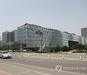 알리바바 이어 바이두도 전기차 만드나