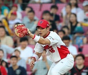 두산 코치로 제2의 야구인생 김주찬 "주루와 경기 읽는 눈 자신, 형님 같은 코치 되고싶다"