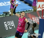 공격성공, 기뻐하는 김연경.