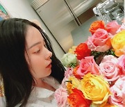[N샷] "사람이야, 인형이야?" 민효린, 강소라도 인정한 '꽃보다 아름다운 미모'
