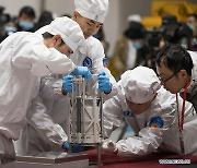 중국 '창어5호'가 가져온 달 표본은 1.7kg..외국과 공유 계획