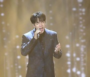 [MD포토] 이승기 '폭발하는 가창력'