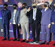 "아미 사랑해♥"..방탄소년단, '이변 無' 음반 대상 주인공 ['제35회 골든디스크어워즈' 종합]