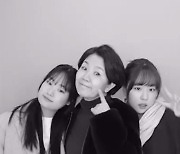 이성미, 박보영 닮은 두 딸과 셀카 '동안 미모 DNA' [SNS★컷]