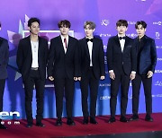 JYP 측, 갓세븐 7人 재계약 불발설에 "확인 어려워, 정리되면 입장 발표"(공식)