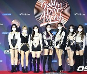 트와이스(TWICE),'무지개처럼 형형색색 빛나는' [사진]