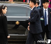 김여정 입지 '상승' 한다더니.."위상 판단은 아직 성급"