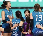 [포토] GS칼텍스, 3-0 완승의 기쁨!