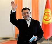 키르기스스탄이 '장기복역수'에게 권력 몰아준 사연