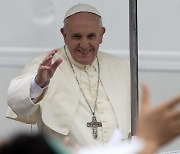프란치스코 교황 주치의, 코로나 합병증으로 숨져