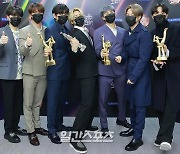 [포토]방탄소년단, '기분 좋은 시작!'