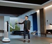 Robots take center stage as Samsung and LG kick off CES 2021