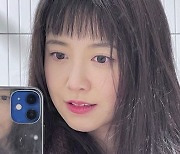 '썸남 고백' 구혜선, 무보정 셀카도 인형 비주얼.."생 카메라예요"[★해시태그]