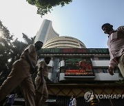 INDIA MARKETS AND EXCHANGE