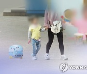 '한파 속 내복' 여아 가정, 보호전문기관이 장기 모니터링(종합)