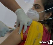인구 13억 인도, 세계 최대 백신 접종 작전 돌입