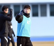 [포토]올림픽대표팀의 김은중 코치