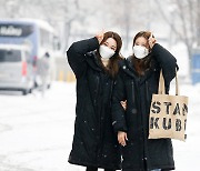 [포토] 나나-우연, 눈이 와서 행복한 소녀들