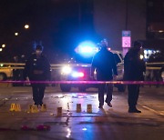 [美 시카고 총기난사] 4명 사망·최소 4명 부상..용의자는 경찰에 사살