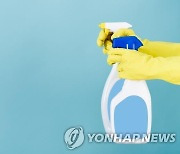 '99.9%' 살균수 제조기라더니.."살균 효과 없거나 미흡"