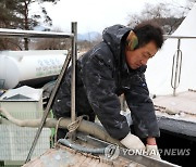 "수도시설 얼어 터져 식수가 부족해"