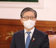 박병석 의장 예방하는 변창흠 장관