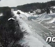 제주 폭설 끝..1100도로는 제설 작업중