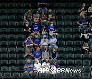 발열검사도 안한다고? MLB '관중입장 허용' 계획