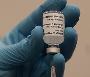 아스트라제네카, 유럽의약품청에 백신 승인 신청.."이달 말 결론"