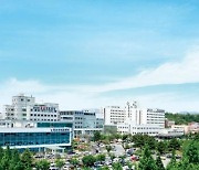 전북대병원, 용역근로자 125명 정규직 전환