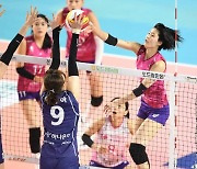 '이재영+김연경 68점 합작' 흥국생명, 도로공사에 3-2 대역전승