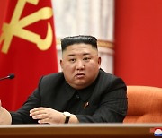 김정은 "핵전쟁억제력 강화해 최강 군사력 키워야"