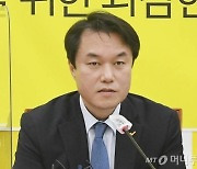 이낙연 '이익공유제'에..김종철 "'착한임대료'처럼 효과 못낼것"