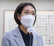 장혜영 "與, 기업과 고소득자에게 선의나 구걸"..코로나 이익공유제 비판