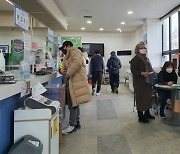 춘천시 통장들 코로나19 방역 자원봉사