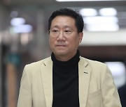 윤건영, 양정철 비판에 "마음 아프다"..페북에 글 올려
