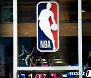 NBA, 16명 코로나19 추가 확진..14일 3경기·16일 2경기 연기