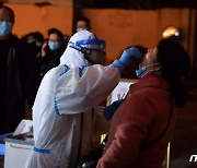 중국, 9개월만에 코로나 사망자 발생..재확산 '심각'