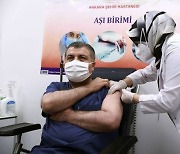 터키, 中 시노백 코로나19 백신 접종 시작