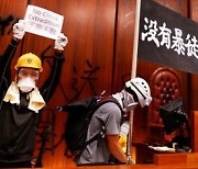 중국 애국파도, 홍콩 민주파도.."美 의사당 난입, 홍콩 시위 같아"