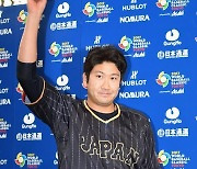 MLB 포기한 스가노, 페타지니 넘었다..NPB 연봉 기록 갈아치워