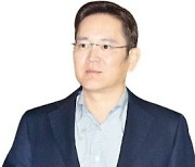 이재용의 논스톱 현장경영.."미래기술 확보, 생존 문제"