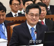 민주당 서울시장 후보 '김동연 카드' 살아있다?..우원식 "대안 없으면 한다 했다"