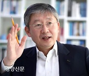 양원준 "쇳물 환원제 수소로 바꾸는 등 '철강 맏형'의 기후 리더십 보여줄 것" [우리, 탄소중립 (7)]