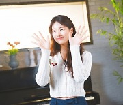 수지, 한겨울 추위 녹이는 팬사랑+여신美 '심쿵'..23일 데뷔 10주년 팬서트 'Suzy: A Tempo' 기대 UP