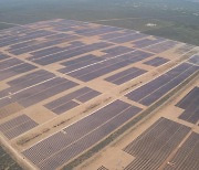 한화에너지, 프랑스 토탈과 2조원 규모 태양광 발전 합작사 설립(종합)