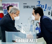 [TF포토] 대한의사협회 방문한 김종인