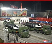 북한이 선보인 신무기 2가지